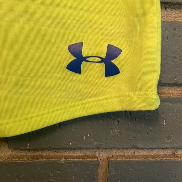 UNDER ARMOUR yellow athletic tank top twisted back blue symbol - Picture 2 of 7